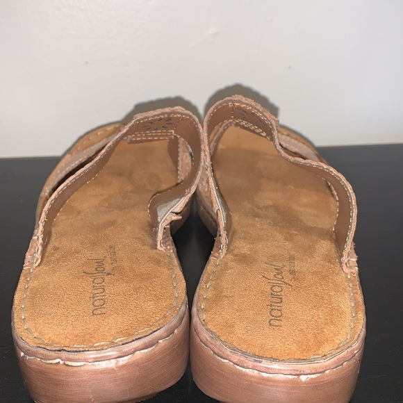 NWOT Natural Soul by Naturalizer. Size 8.5. Sandals.  Leather.  Calico. - Picture 4 of 8